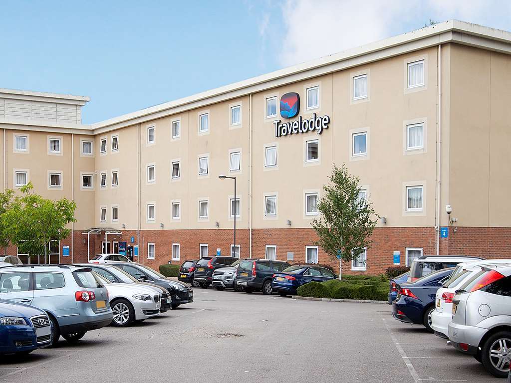 Travelodge Cheltenham Exterior photo